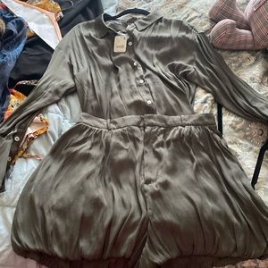 Free people balloon, short set